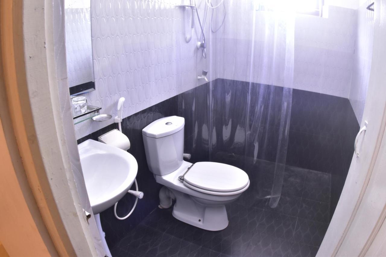 Peninsula Hotel Jaffna Dış mekan fotoğraf